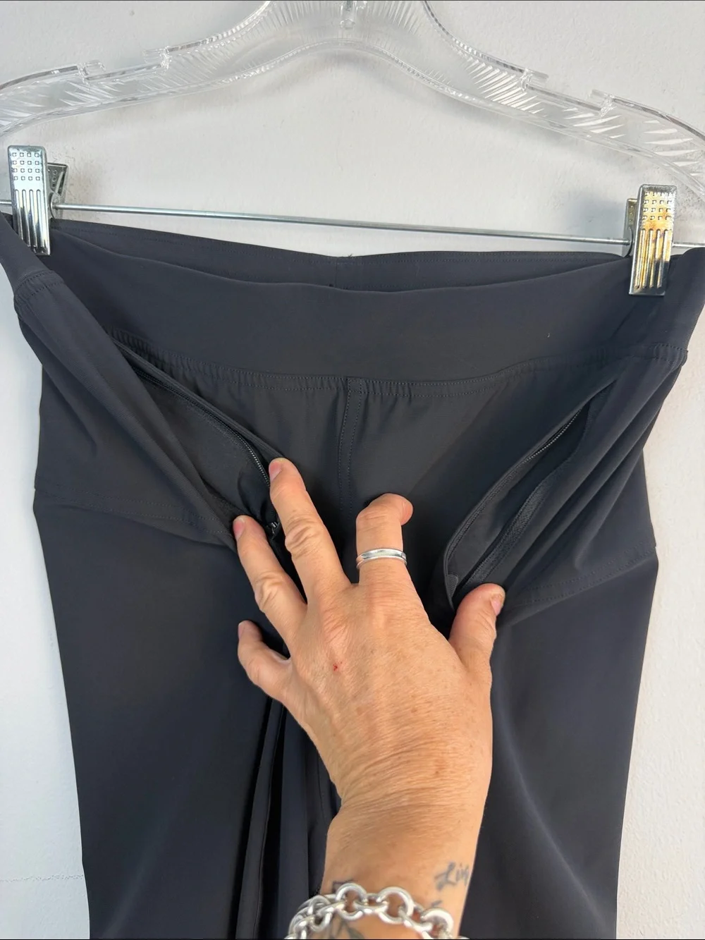 Lululemon Adapted State Joggers 28” Black Exercise Pants Size 8 Activewear Gym